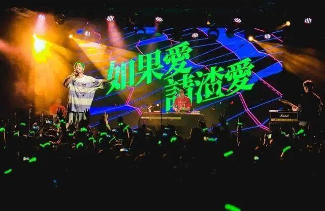 画画的Baby，如果爱请渣爱！-杭州XX酒吧/XX DREAMLAND