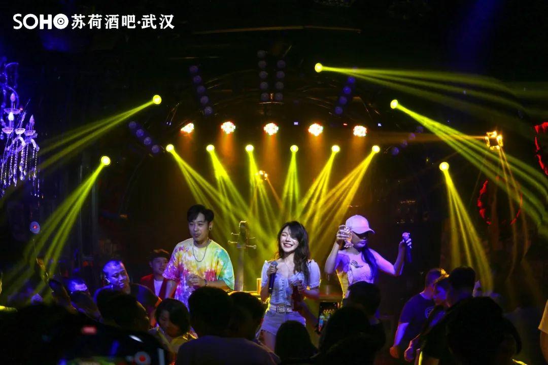 鸡尾酒的美妙│给你的舌尖来一场艺术体验之旅-武汉苏荷酒吧/SOHO CLUB