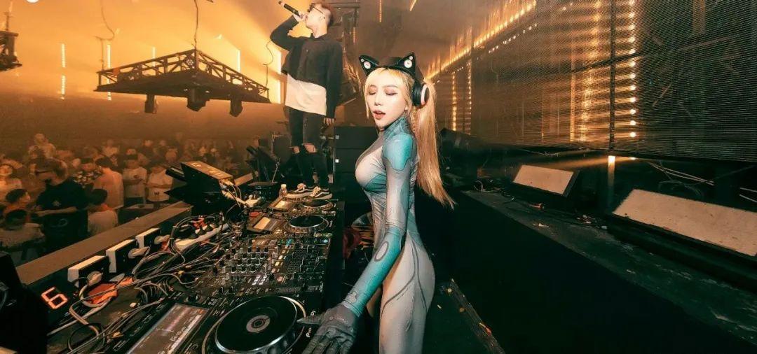 “报告指挥官，初号机KANA请求出战”丨08-07#機動戰姬#DJ-KANA 火力全开！-西安蒂蒲酒吧/DEEP CLUB