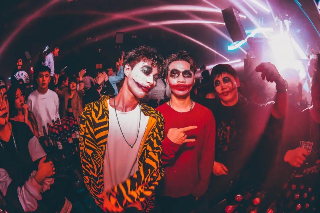 SKY CLUB | 万圣节 #REVIEW，吓走你的所有不开心-乐山天空酒吧/SKY CLUB