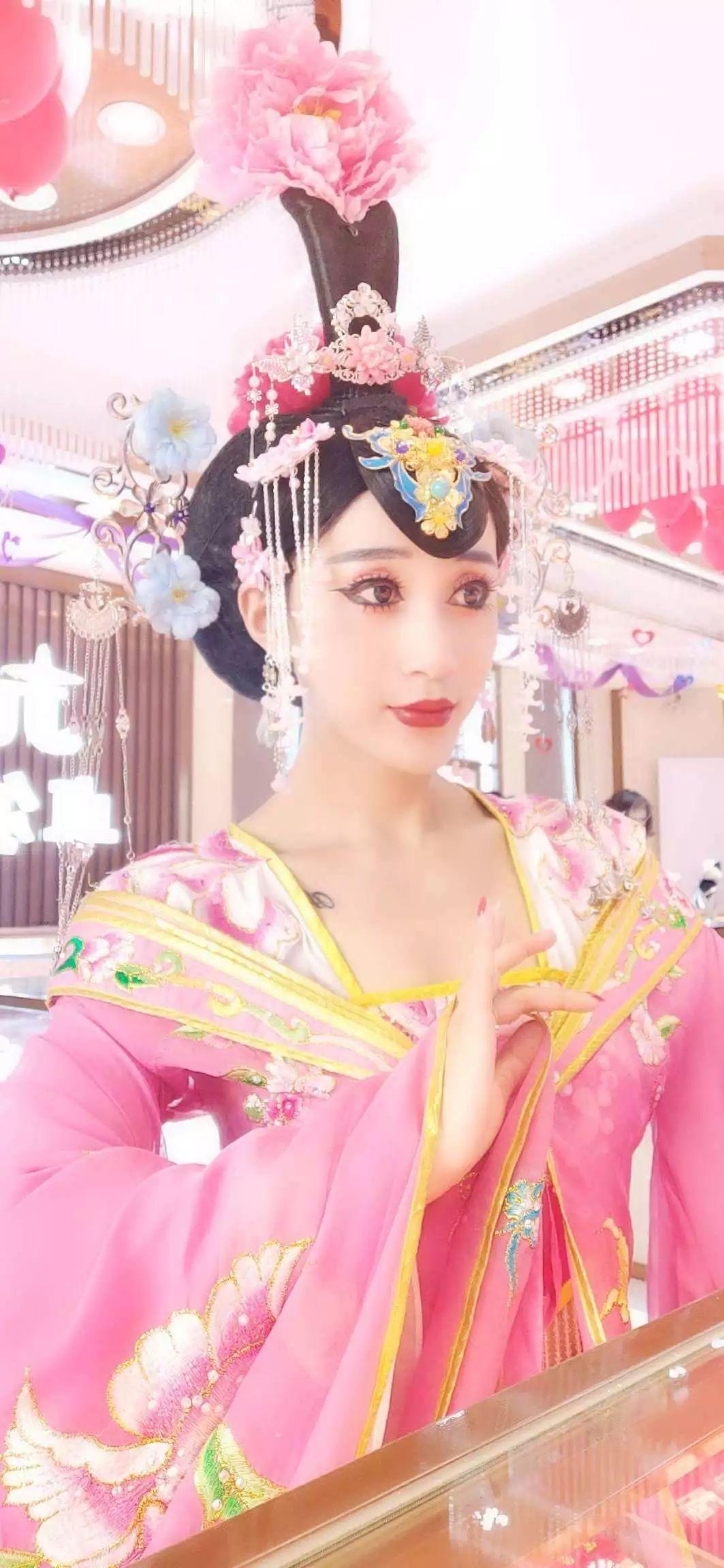靖边娱乐新闻||2019.5.13/17日，异国风情、另类艺术红艺人-玉儿，空降MUSE酒吧，不见不散！-靖边缪斯酒吧/MUSE CLUB