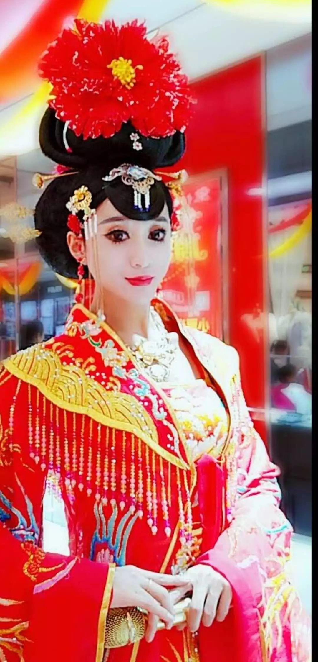 靖边娱乐新闻||2019.5.13/17日，异国风情、另类艺术红艺人-玉儿，空降MUSE酒吧，不见不散！-靖边缪斯酒吧/MUSE CLUB