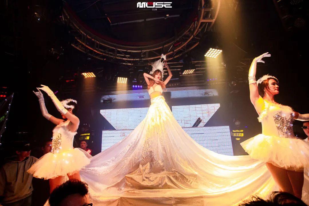 2020 11 27 梧州 MUSE 动力火车 二次元派对-梧州缪斯酒吧/MUSE CLUB