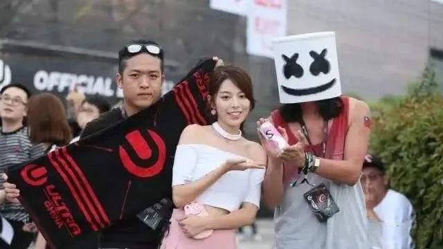 7月24.25沙滩比基尼派对沙滩实景打造，十位《Sexy Fox》模特美女天团强势进驻可可酒吧-广州可可酒吧/CoCo CLUB  花都店
