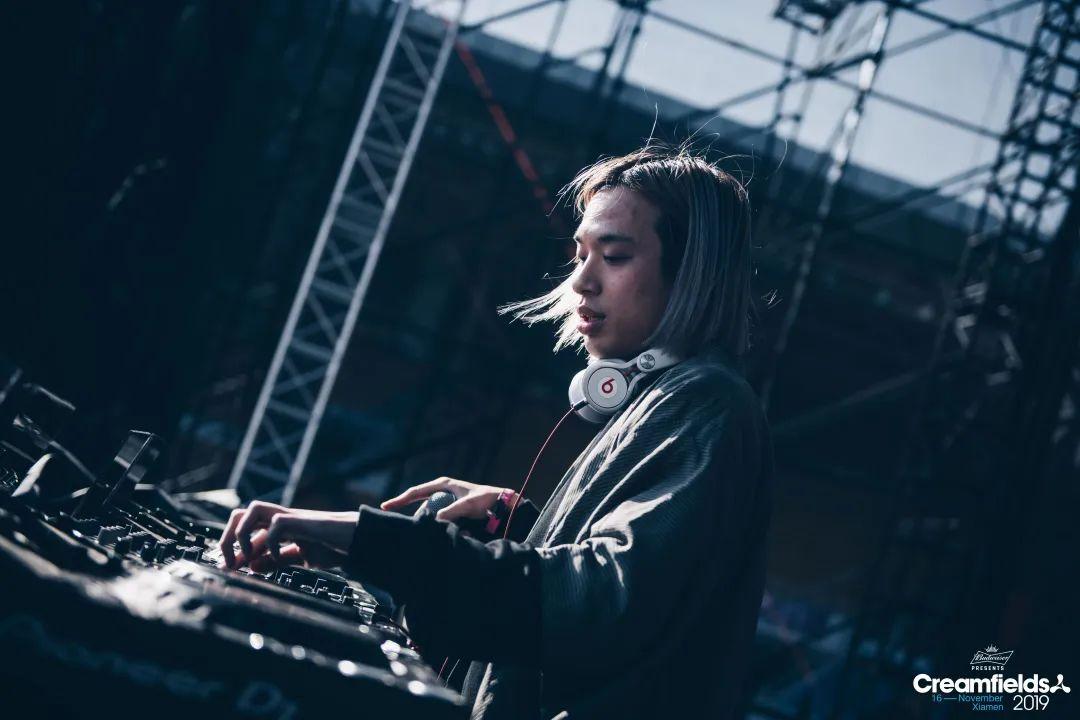 YÅKO巡演回归,狂野2021跨年夜即将来袭 | LNEA TOUR-上海Live Nation Electronic Asia(LNEA酒吧) 上海 YÅKO巡演回归,狂野2021跨年夜即将来袭 | LNEA TOUR-上海Live Nation Electronic Asia(LNEA酒吧) 上海