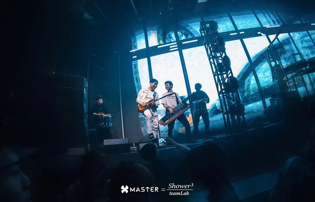 以光为弦,谱写MASTER x Terry Zhong “City of Lights”的巅峰之夜-上海Live Nation Electronic Asia(LNEA酒吧) 上海 以光为弦,谱写MASTER x Terry Zhong “City of Lights”的巅峰之夜-上海Live Nation Electronic Asia(LNEA酒吧) 上海