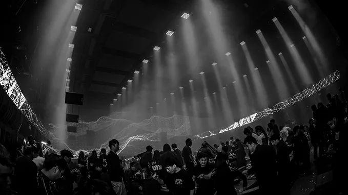 WOO丨2021你们跨着去,而“WOO”必须蹦着过!!-台州喔酒吧/WOO酒吧/WOO CLUB WOO丨2021你们跨着去,而“WOO”必须蹦着过!!-台州喔酒吧/WOO酒吧/WOO CLUB