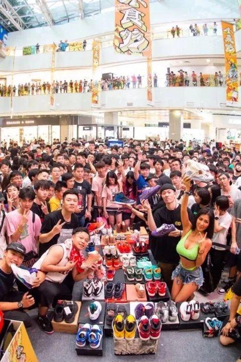 03/26｜Vina · S【Raver 培训班】开课了！-哈尔滨奥斯卡酒吧/玩乐大师DrOscar