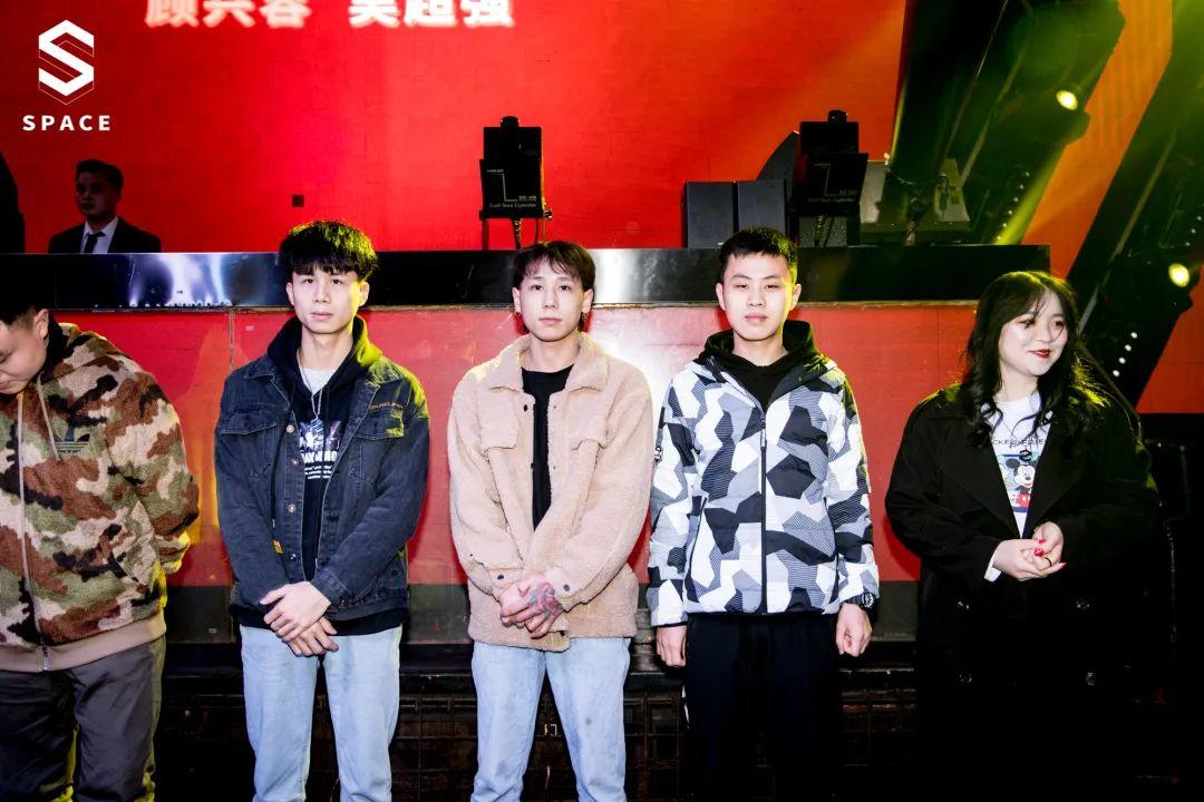 【踏上新征程·拥抱新成就】2021年1月员工大会圆满举行-邛崃斯贝斯酒吧/SPACE酒吧/S SPACE CLUB