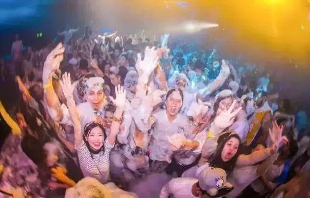 SEVENCLUB@ 09/22-09/23派对厂牌DJ D-TREESMC GUEN室内电子音乐节，带你开启超级狂欢夜-霸州赛文酒吧/SEVEN酒吧/SEVEN CLUB
