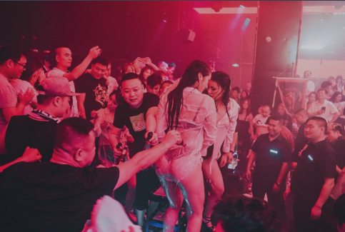 湿身派对 2.26/2.27BLACK-WHITE性感来袭-濮阳TNT酒吧/TNT CLUB