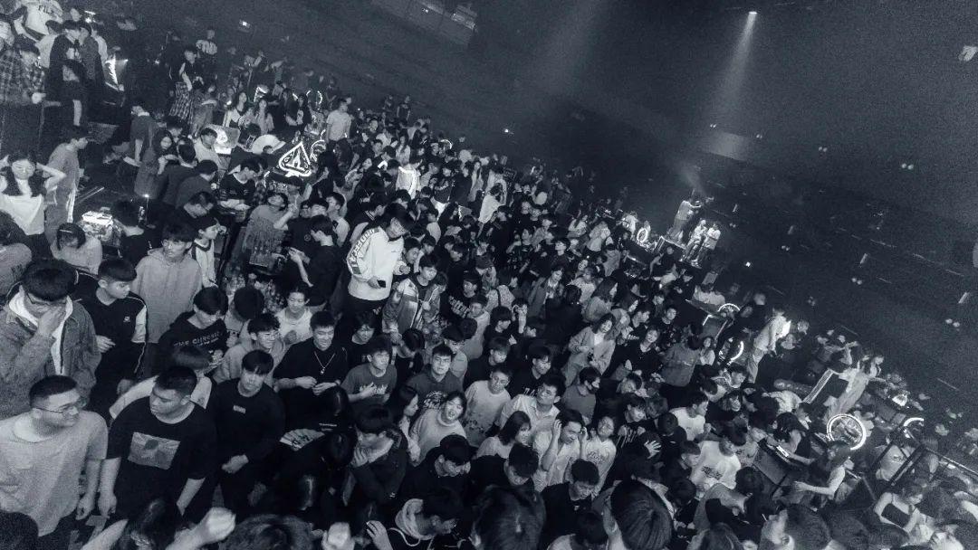 SPACE CLUB|DJ PPT的身体唤醒现场，老baby们真的馋了-盐城斯贝斯酒吧/SPACE酒吧/SPACE Club