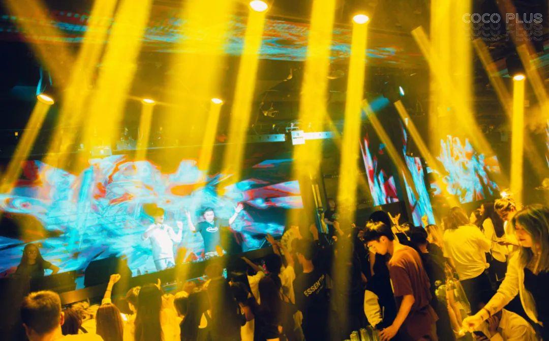 COCO PLUS FOR THE PARTY｜为什么潮人都开始玩BOUNCE？-北京可可酒吧/CoCo PLUS 工体店