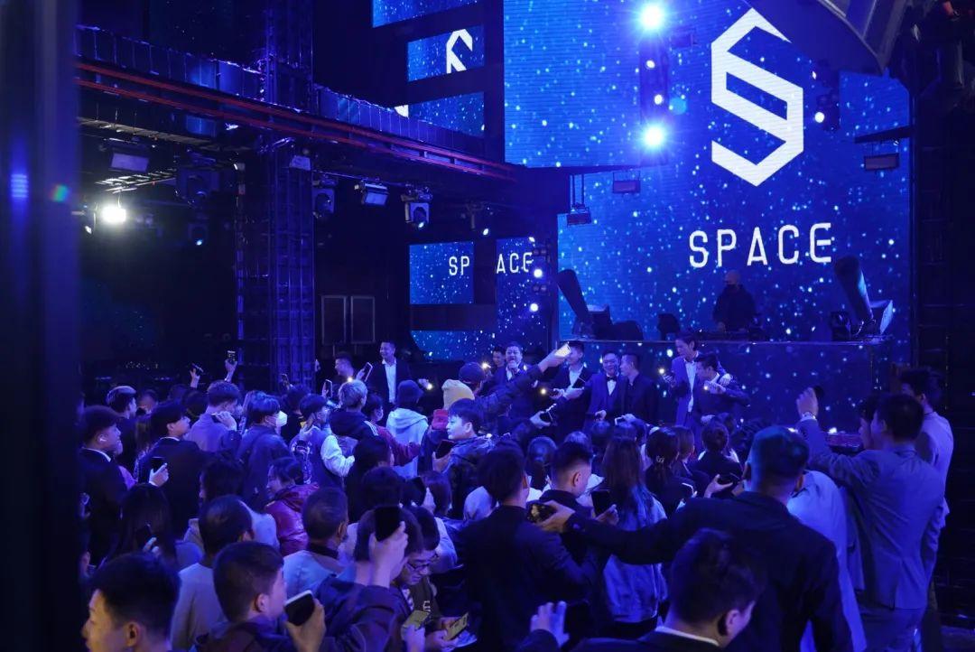 SPACEJINCHENG |  不忘初心 奋斗已成 第三十届员工大会回顾-晋城斯贝斯酒吧/SPACE酒吧/SPACE Club
