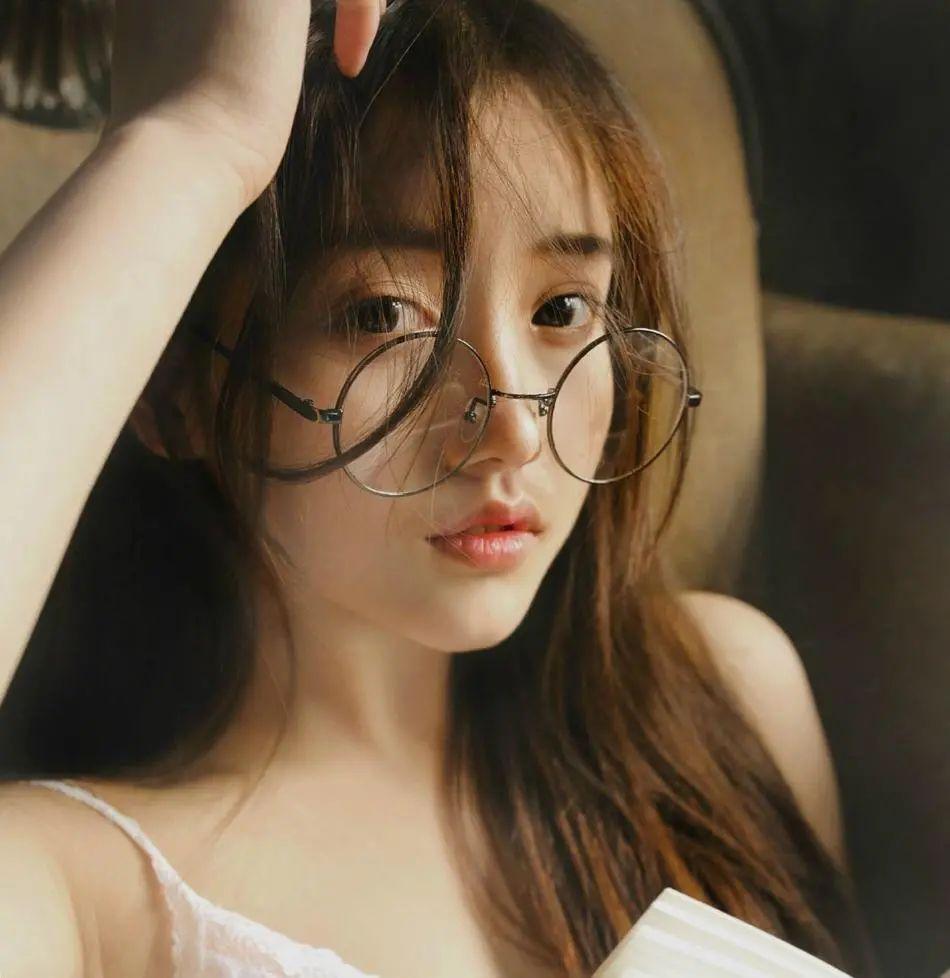 【AirDrop】Dr.Oscar想要向您分享一位“心动女孩”！-宁波奥斯卡酒吧/Dr.Oscar Club 剧院式酒吧