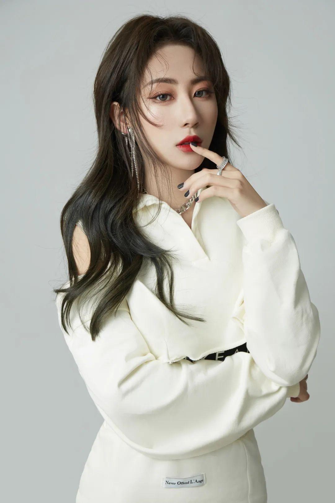 【AirDrop】Dr.Oscar想要向您分享一位“心动女孩”！-宁波奥斯卡酒吧/Dr.Oscar Club 剧院式酒吧
