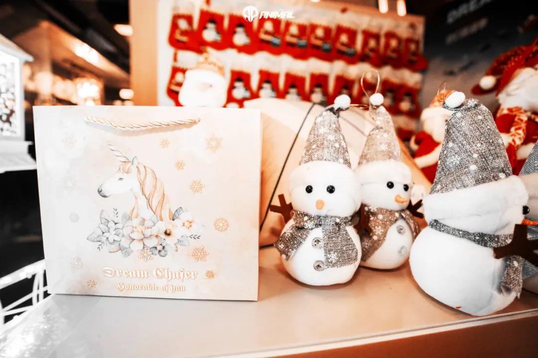 ?????? | ?????????圣诞狂欢，我们在这快乐的留影-茂名MG酒吧/MG CLUB 水东店