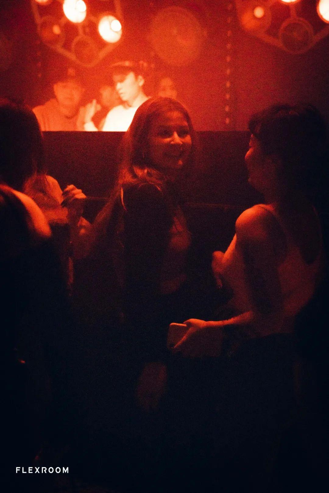 REVIEW 回顾 | Y.O.U.N.G、IN.SIDE CLUB EXCHANGE-成都FLEX酒吧/FLEX ROOM