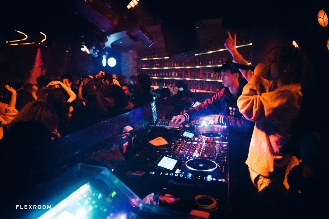 REVIEW 回顾 | Y.O.U.N.G、IN.SIDE CLUB EXCHANGE-成都FLEX酒吧/FLEX ROOM