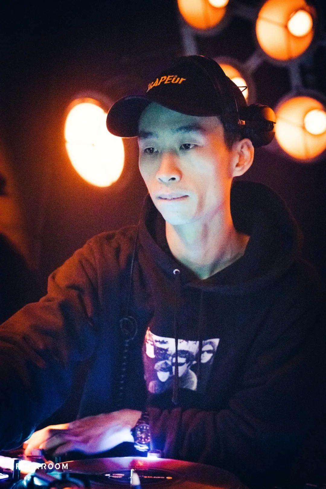 REVIEW 回顾 | Y.O.U.N.G、IN.SIDE CLUB EXCHANGE-成都FLEX酒吧/FLEX ROOM