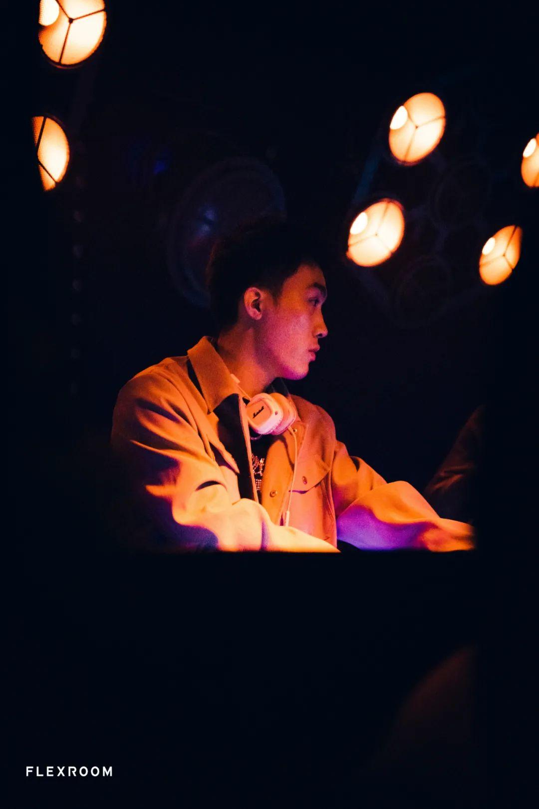 REVIEW 回顾 | Y.O.U.N.G、IN.SIDE CLUB EXCHANGE-成都FLEX酒吧/FLEX ROOM