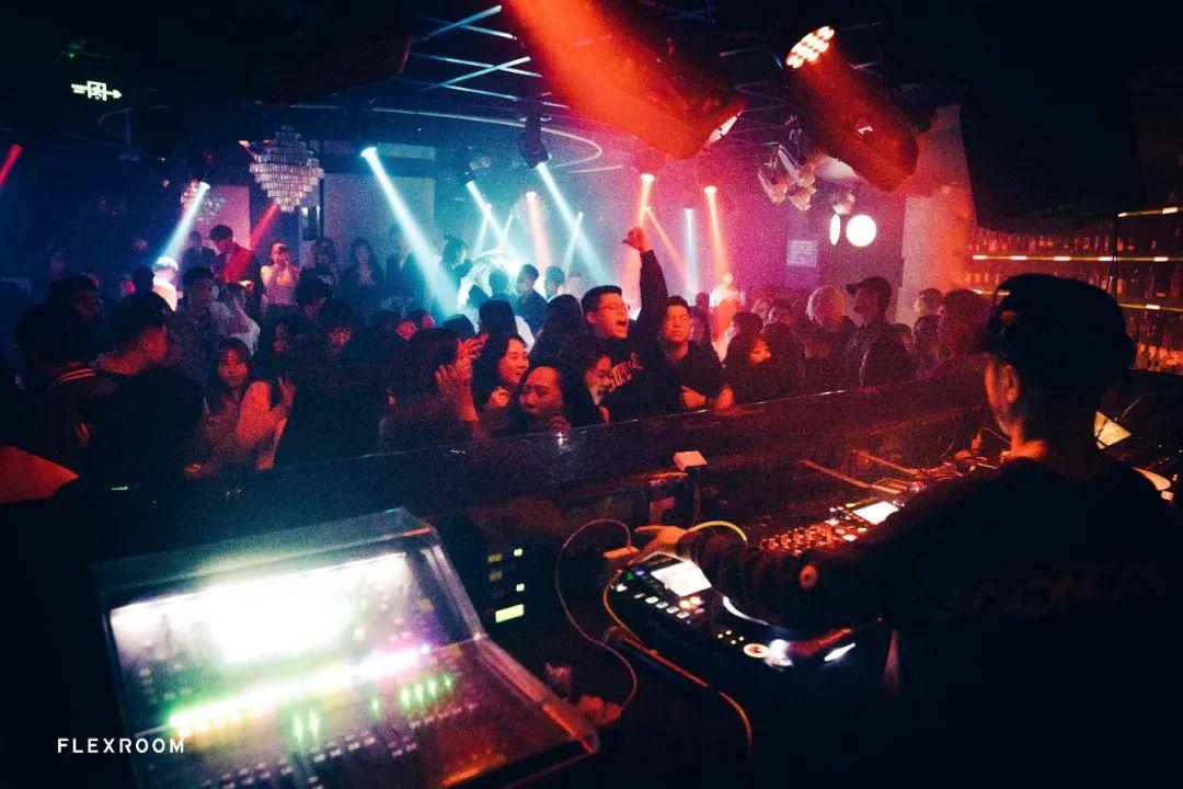 REVIEW 回顾 | Y.O.U.N.G、IN.SIDE CLUB EXCHANGE-成都FLEX酒吧/FLEX ROOM
