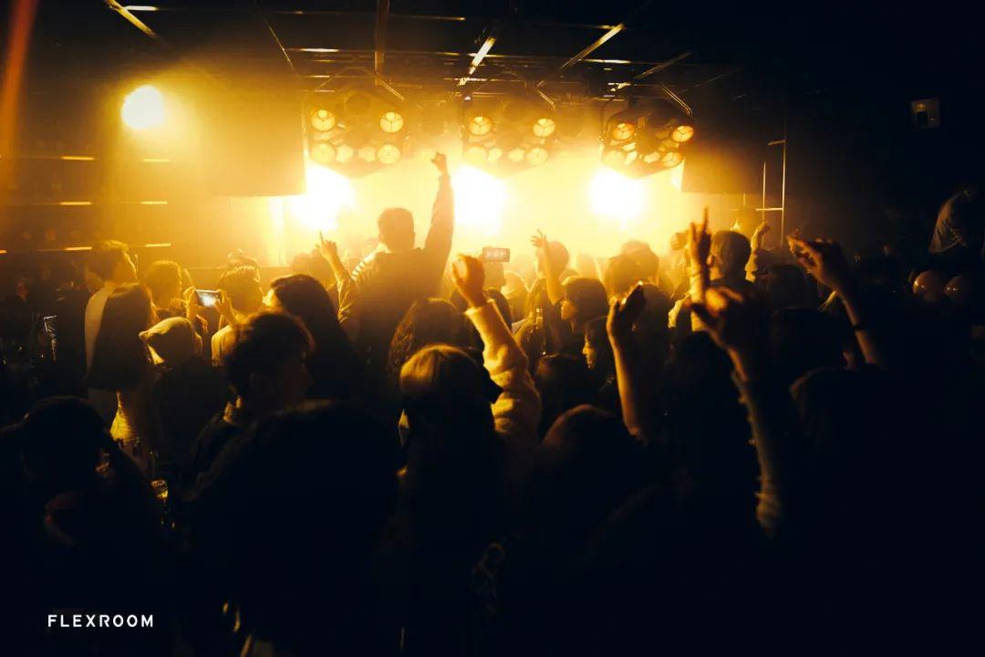 REVIEW 回顾 | Y.O.U.N.G、IN.SIDE CLUB EXCHANGE-成都FLEX酒吧/FLEX ROOM