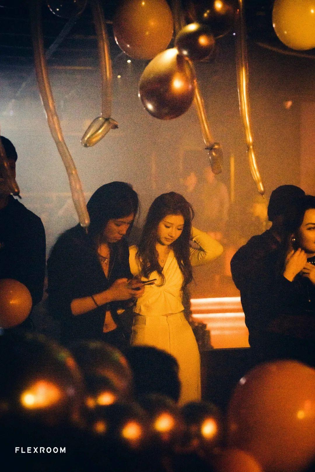 REVIEW 回顾 | Y.O.U.N.G、IN.SIDE CLUB EXCHANGE-成都FLEX酒吧/FLEX ROOM