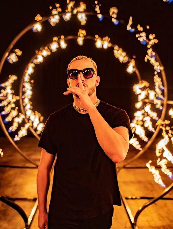 URBAN MUSIC|THE BEST MUSIC WEEK · 最棒的音乐,最棒的派对-深圳OC酒吧/OWNER CIRCLE URBAN MUSIC|THE BEST MUSIC WEEK · 最棒的音乐,最棒的派对-深圳OC酒吧/OWNER CIRCLE