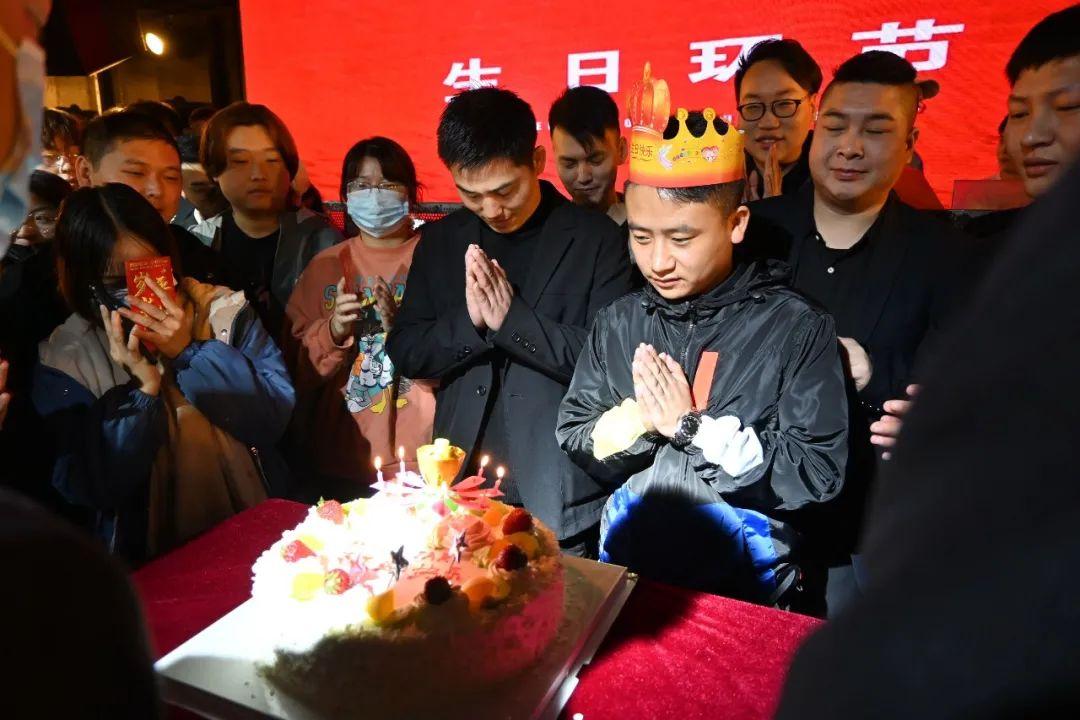 365集团古城区事业部观前联合店3月员工大会圆满成功!-苏州ALL STAR CLUB (全明星酒吧)苏州 365集团古城区事业部观前联合店3月员工大会圆满成功!-苏州ALL STAR CLUB (全明星酒吧)苏州