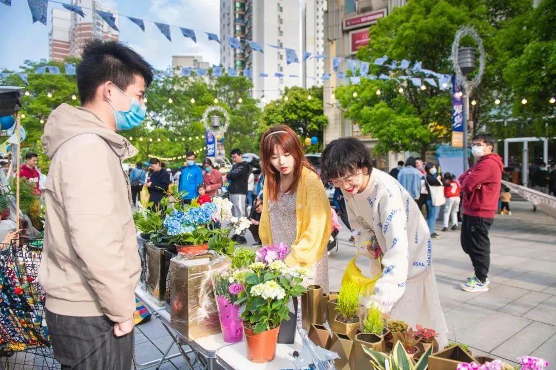 18个火爆夜市回归魔都，今年夏天不睡了！-上海BEEHIVE 酒吧/BEEHIVE CLUB
