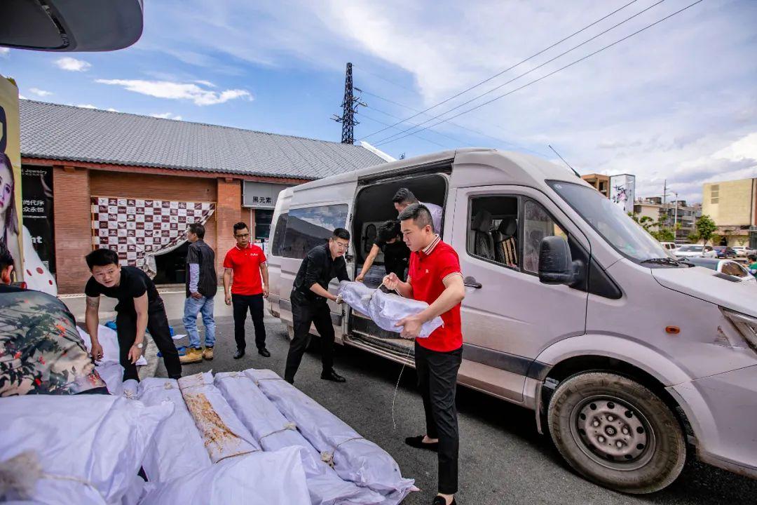 “心系漾濞”—Dr.Oscar助力灾区抗震救灾-大理奥斯卡酒吧/玩乐大师DrOscar