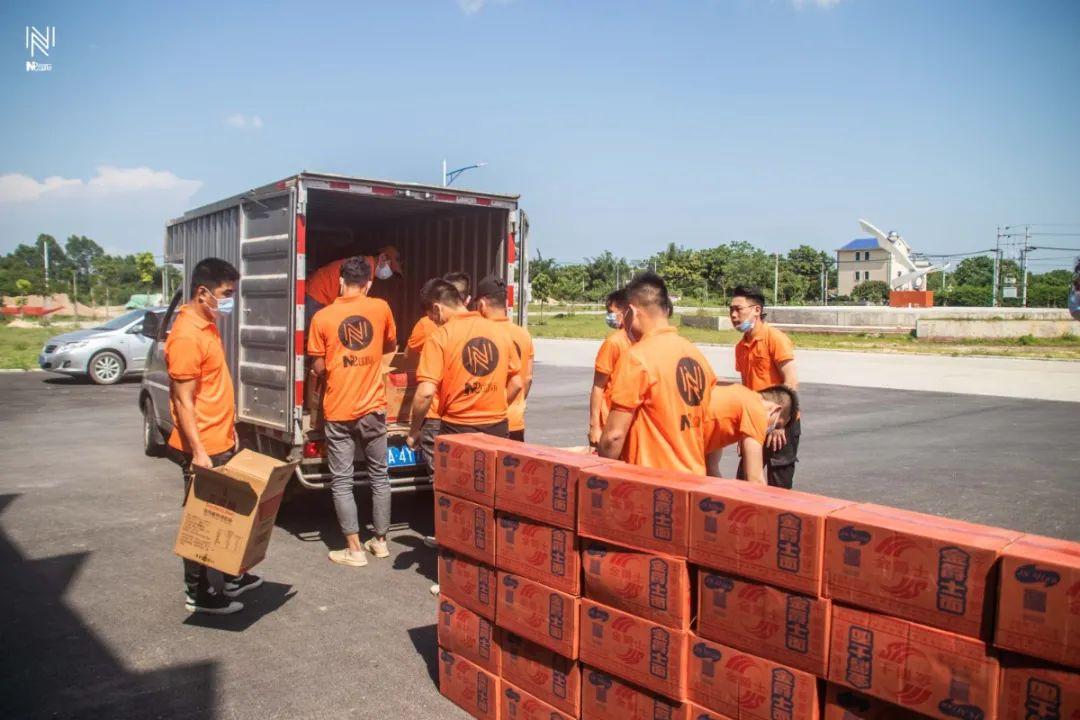 “夏日炎炎，有你真甜”合浦N2国际公益活动走进沙岗镇…-合浦N2国际酒吧