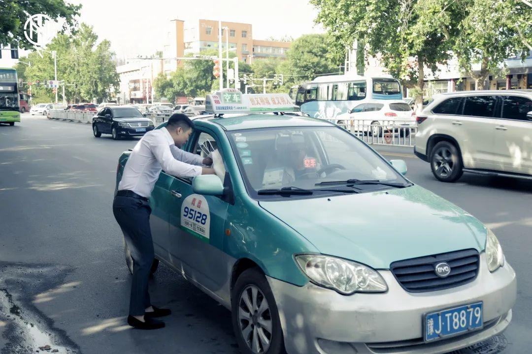 TNT关爱出租车活动，爱车护车·从心开“始”-濮阳TNT酒吧/TNT CLUB