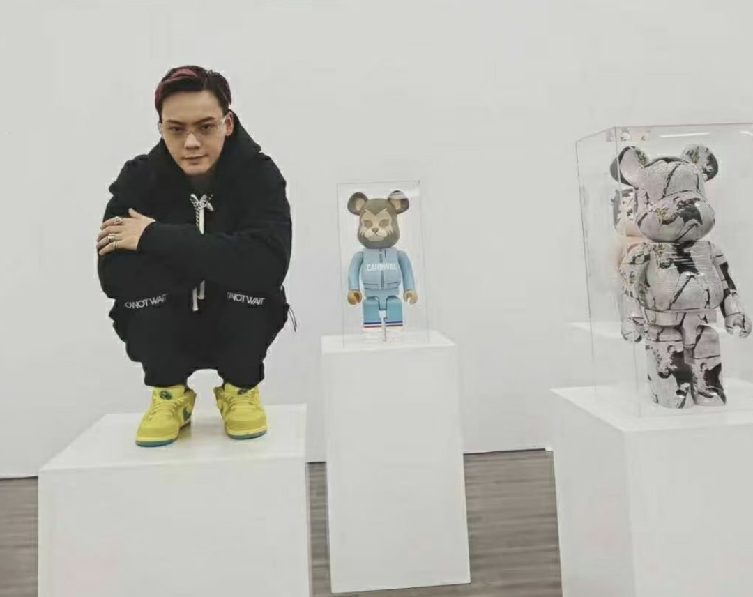MR.DESIGNER 丨情人节 x BEARBRICK 限量联名版积木熊即将释出-三明迪赛尔酒吧/MR.DESIGNER