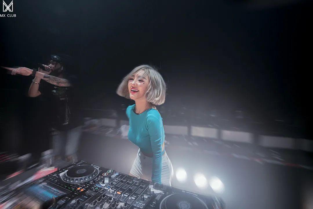 @DJ-Nico夜晚快乐的永动机-濮阳MX酒吧/MX CLUB