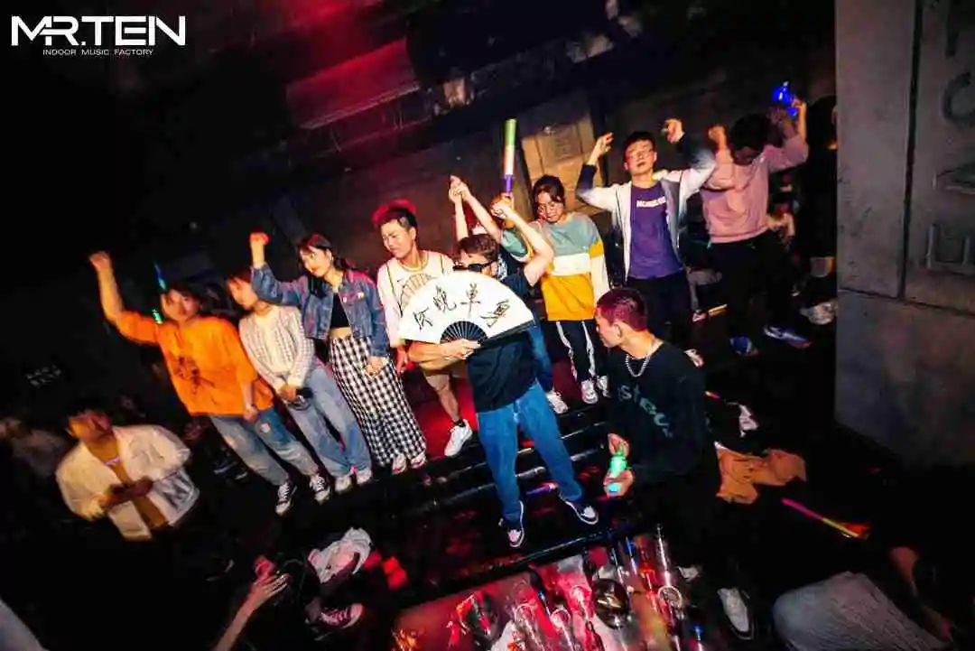 MR.TEN 新乡 | 第二季大学生电音节 | 官方回顾-新乡TEN酒吧/拾先生酒吧/MR.TEN CLUB