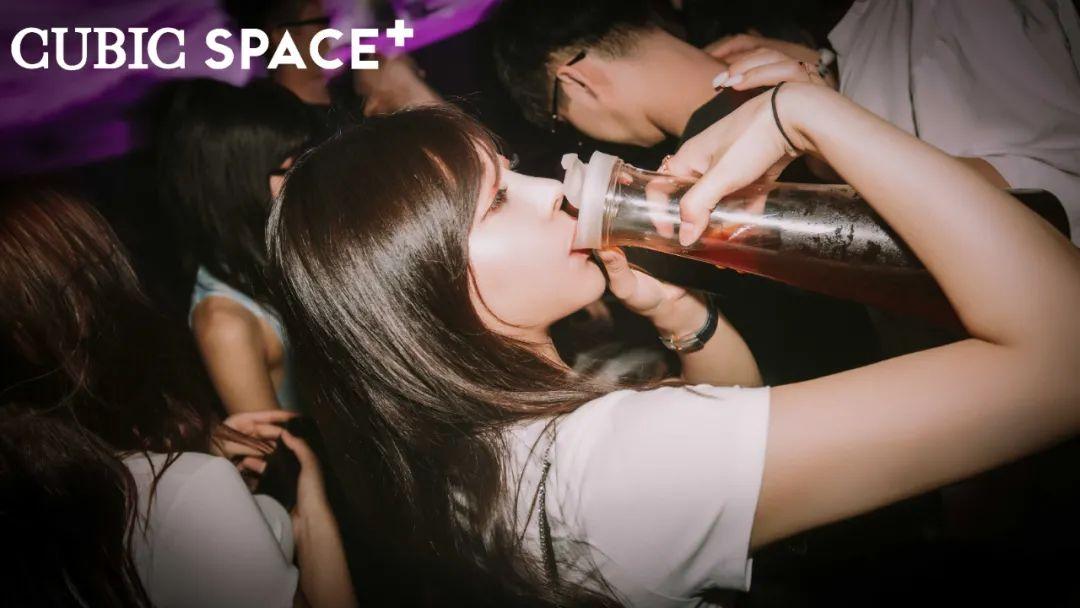 周  末  我  们  不  在  家-珠海娇比酒吧/Cubic酒吧/Cubic Space Plus